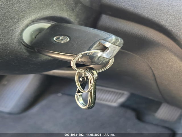 Hyundai ACCENT SE 2019 3KPC24A31KE068471 Image 11