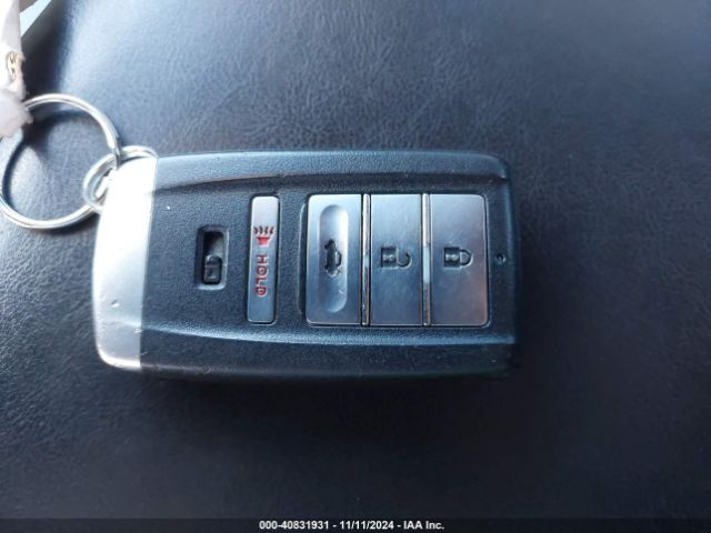 JH4KC1F50GC000256 Acura Rlx Technology Package