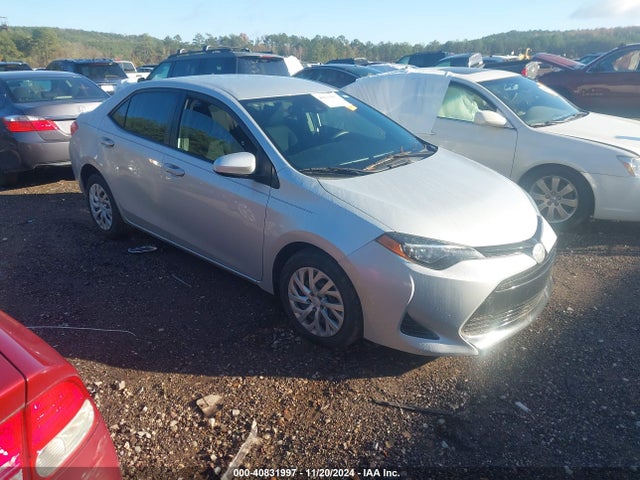 2018 2T1BURHE3JC002415 main image