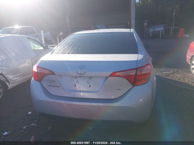 Toyota COROLLA LE 2018 2T1BURHE3JC002415 Image 16