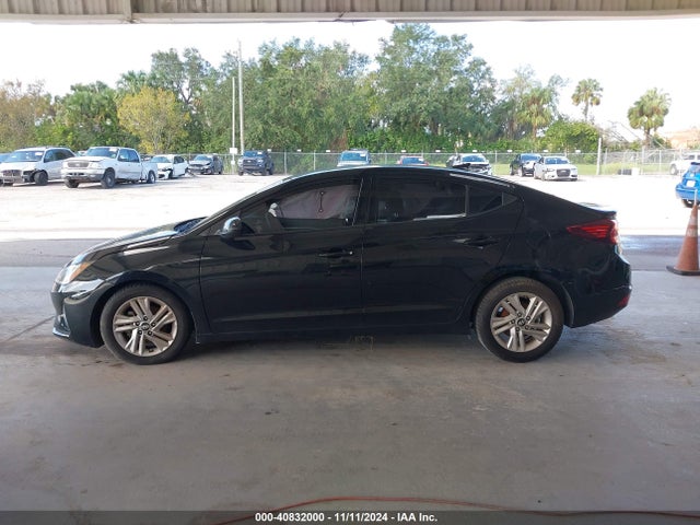 Hyundai ELANTRA SEL 2019 5NPD84LF0KH440338 Image 15