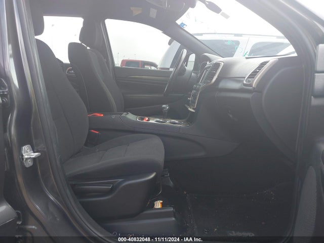 1C4RJFAG6EC135413 Jeep Grand Cherokee Laredo