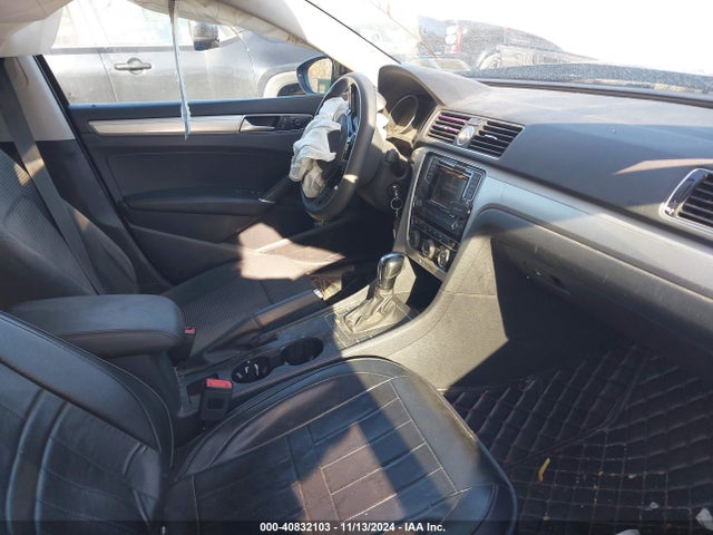 Volkswagen Passat 1.8t S 2016 1VWAT7A34GC024529 Image 5