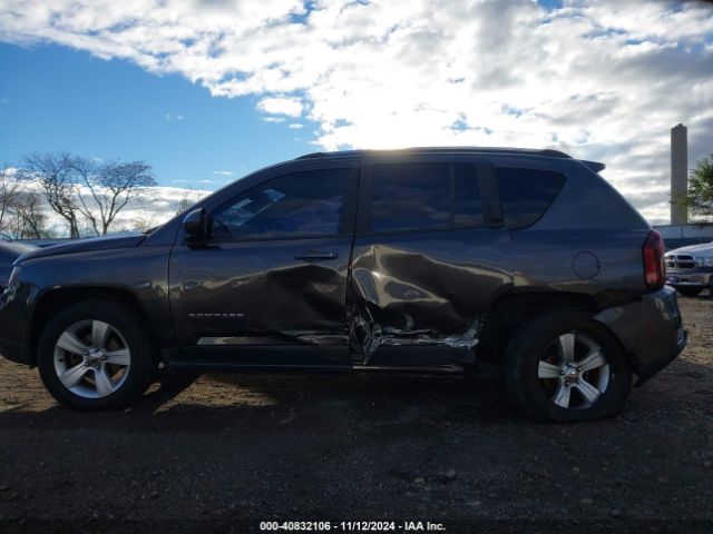 1C4NJDEB1ED809947 Jeep Compass Latitude