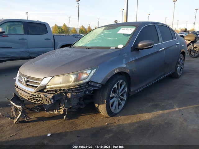 Honda Accord Sport 2015 1HGCR2F50FA011005 Image 2