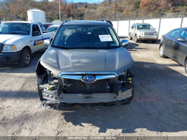 JF2SKAWCXKH529388 Subaru Forester Touring