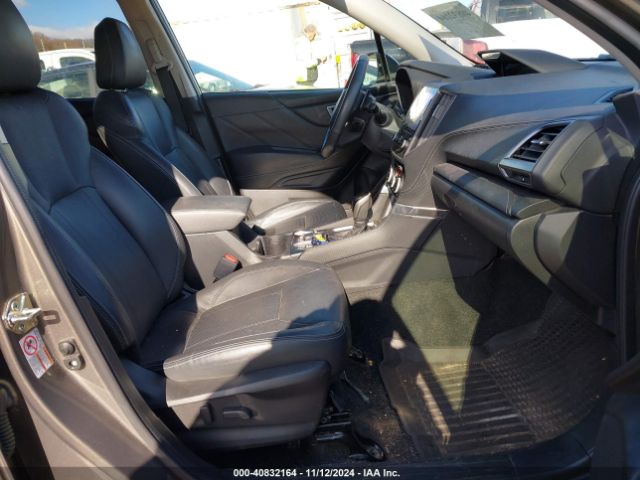 JF2SKAWCXKH529388 Subaru Forester Touring