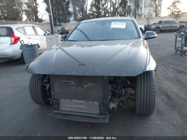 WBA8E1G56GNU10694 BMW 320i
