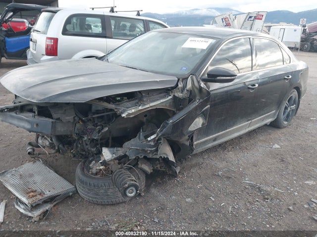 1VWAT7A32GC043774 Volkswagen Passat 1.8t S
