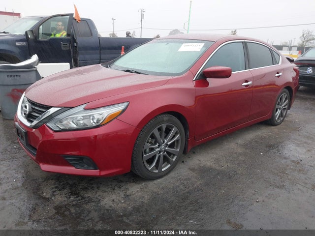 Nissan Altima 2.5 Sr 2018 1N4AL3AP6JC213839 Image 2