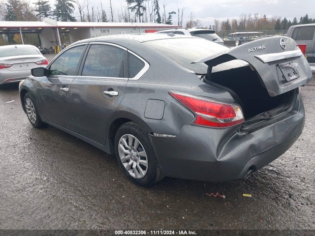 Nissan Altima 2.5 S 2015 1N4AL3AP9FN357025 Image 3