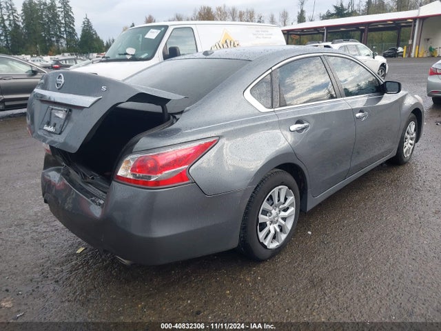 Nissan Altima 2.5 S 2015 1N4AL3AP9FN357025 Image 4