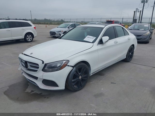 55SWF4JB5HU191796 Mercedes-Benz C 300 Luxury/sport