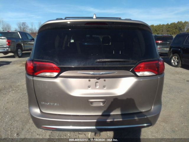 Chrysler Pacifica Touring Plus 2017 2C4RC1BG2HR785251 Image 16