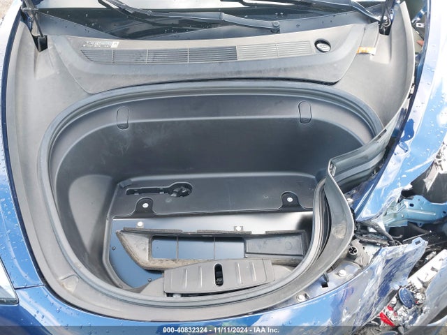 Tesla Model 3 Long Range/mid Range 2018 5YJ3E1EA1JF043156 Image 10