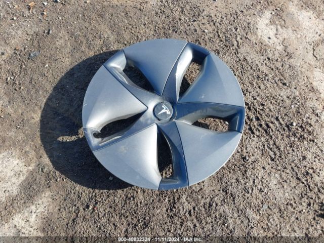 Tesla Model 3 Long Range/mid Range 2018 5YJ3E1EA1JF043156 Image 11