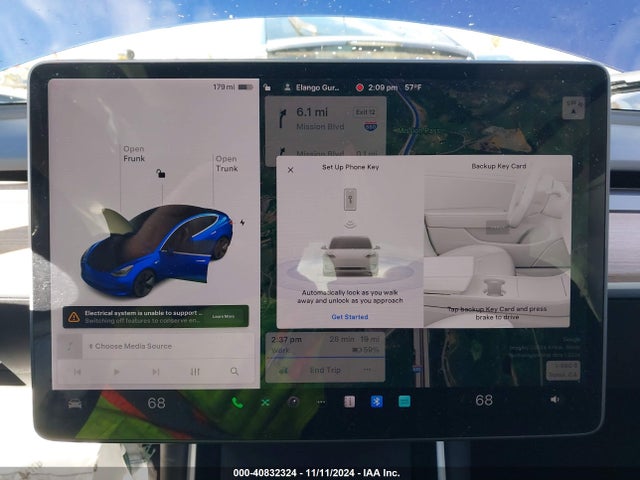 Tesla Model 3 Long Range/mid Range 2018 5YJ3E1EA1JF043156 Image 18