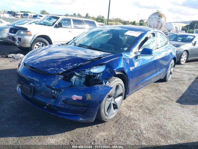 Tesla Model 3 Long Range/mid Range 2018 5YJ3E1EA1JF043156 Image 2