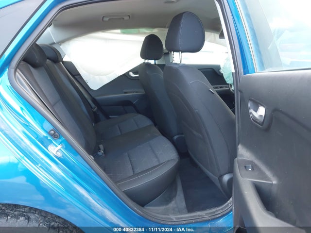 KIA RIO S 2023 3KPA24AD6PE603446 Image 8