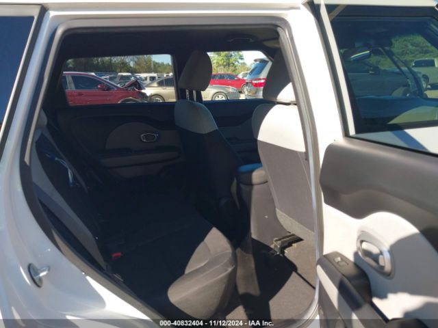 KNDJN2A20F7120317 KIA Soul !