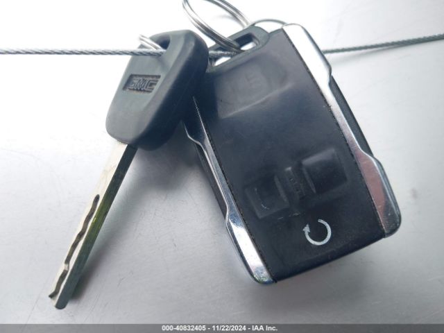 3GTU2NEC4HG356583 GMC Sierra 1500 Slt