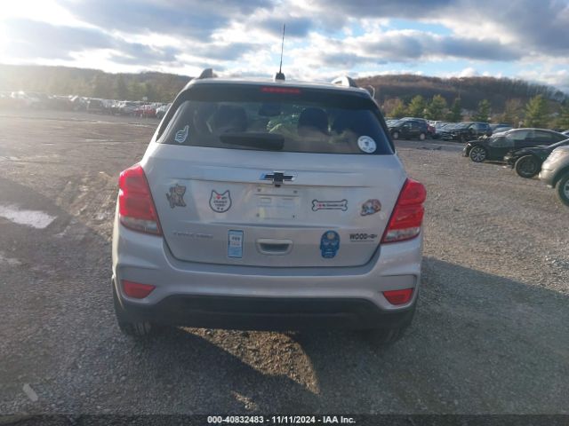 KL7CJPSM4NB542424 Chevrolet Trax Awd Lt