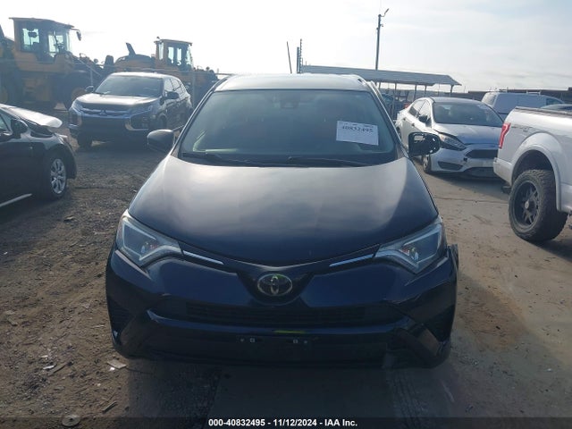Toyota RAV4 LE 2018 JTMBFREV9JJ239087 Image 12