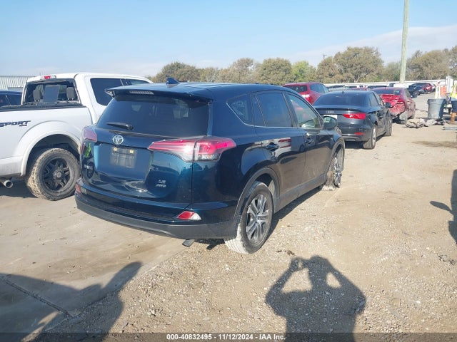 Toyota RAV4 LE 2018 JTMBFREV9JJ239087 Image 4