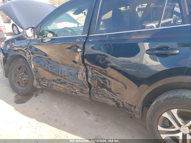 Toyota RAV4 LE 2018 JTMBFREV9JJ239087 Image 6