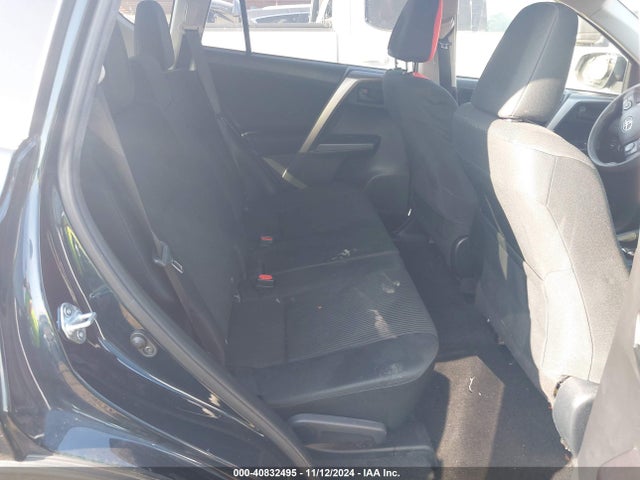 Toyota RAV4 LE 2018 JTMBFREV9JJ239087 Image 8