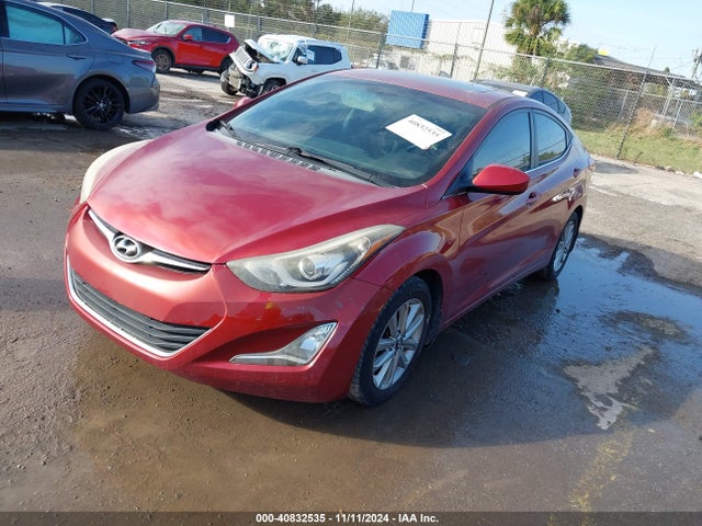 Hyundai ELANTRA SE 2015 5NPDH4AE4FH571823 Image 2