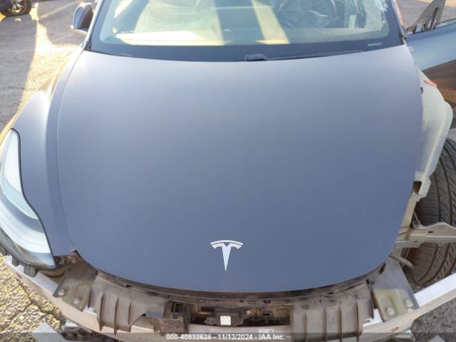 5YJ3E1EA5JF010774 Tesla Model 3 Long Range/mid Range