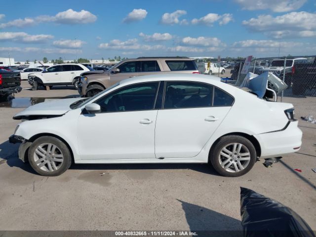 3VW2B7AJ7JM254688 Volkswagen Jetta 1.4t S