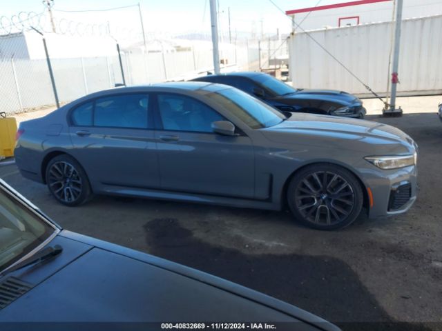 WBA7T2C0XNCJ65683 BMW 740 I