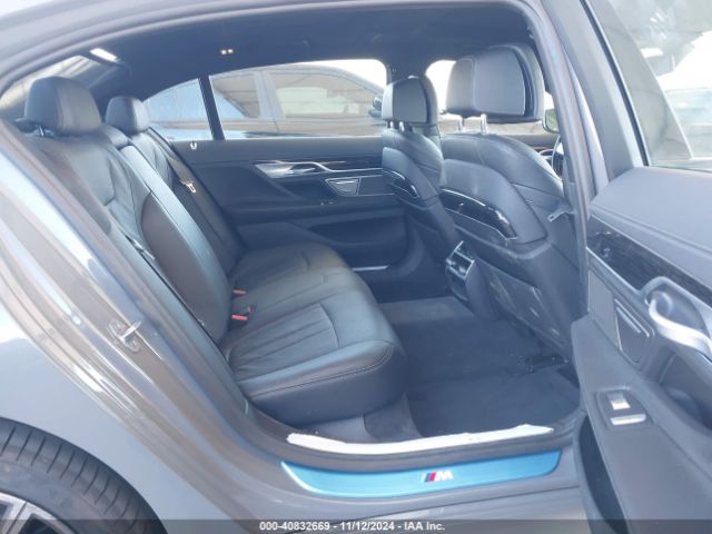 WBA7T2C0XNCJ65683 BMW 740 I