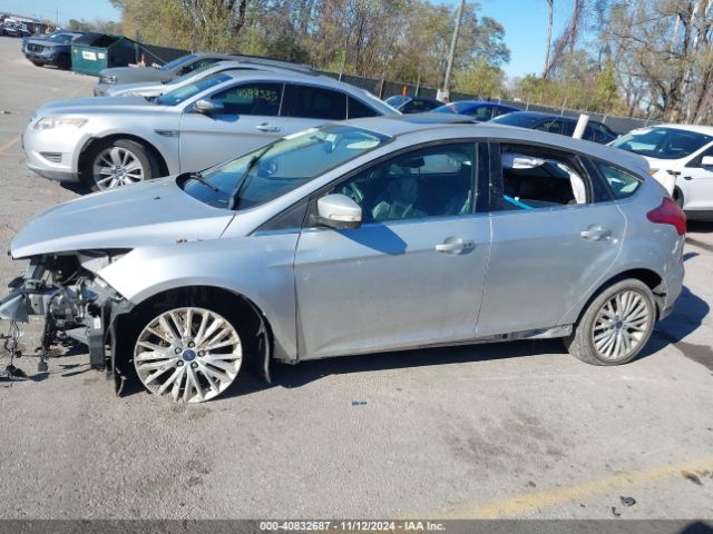 1FADP3N24JL275210 Ford Focus Titanium