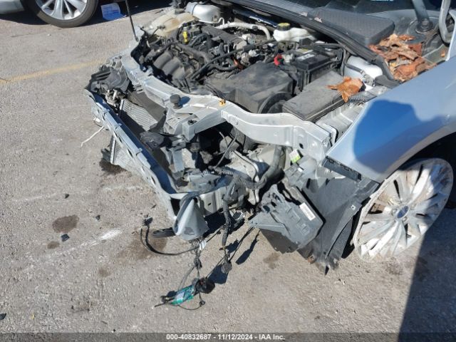1FADP3N24JL275210 Ford Focus Titanium