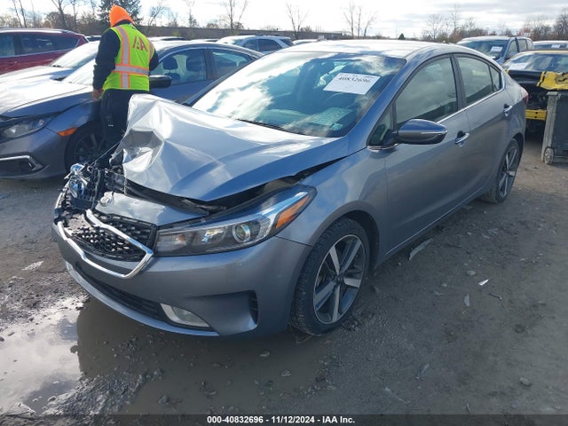 KIA FORTE EX 2017 3KPFL4A83HE113974 Image 2
