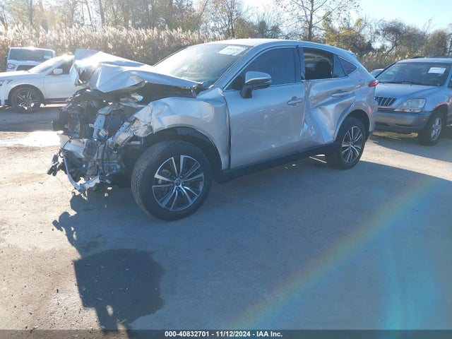 JTEAAAAH2NJ098067 Toyota VENZA LE