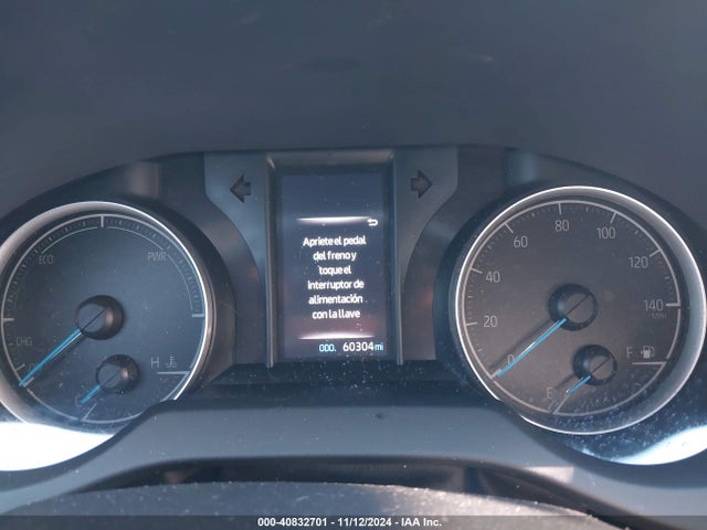 JTEAAAAH2NJ098067 Toyota VENZA LE