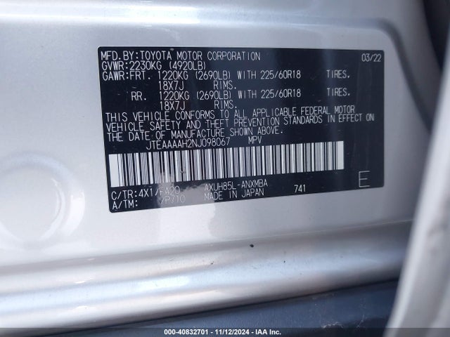 JTEAAAAH2NJ098067 Toyota VENZA LE