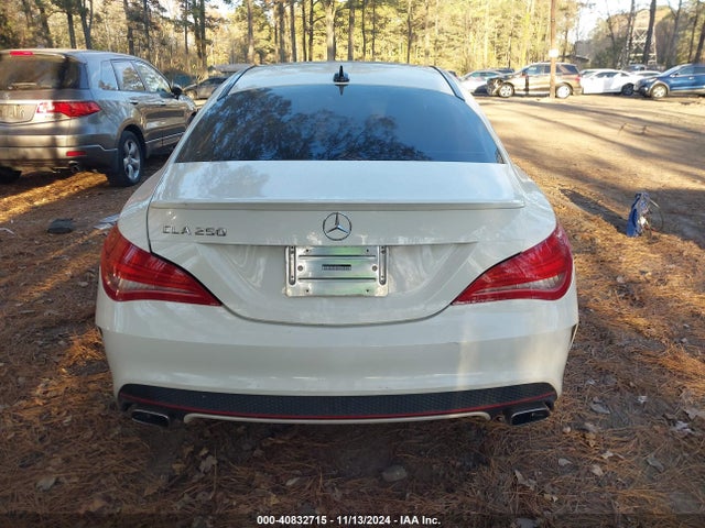 Mercedes-Benz CLA 250 2015 WDDSJ4EB5FN184263 Image 16