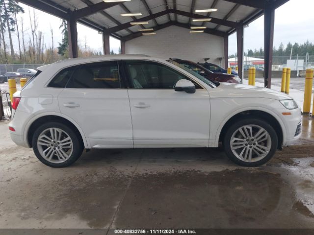 WA1BNAFY7J2012157 Audi Q5 2.0t Premium/2.0t Tech Premium