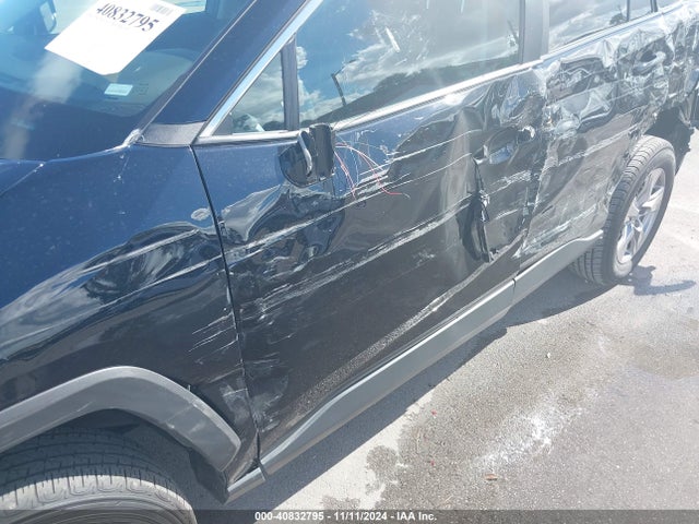 Toyota Rav4 Xle 2024 2T3W1RFV3RW305192 Image 19