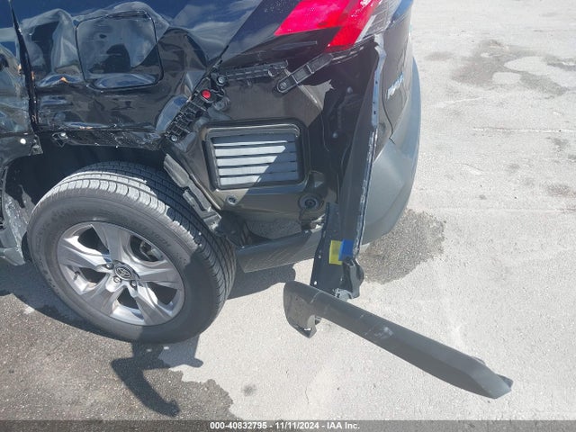 Toyota Rav4 Xle 2024 2T3W1RFV3RW305192 Image 21