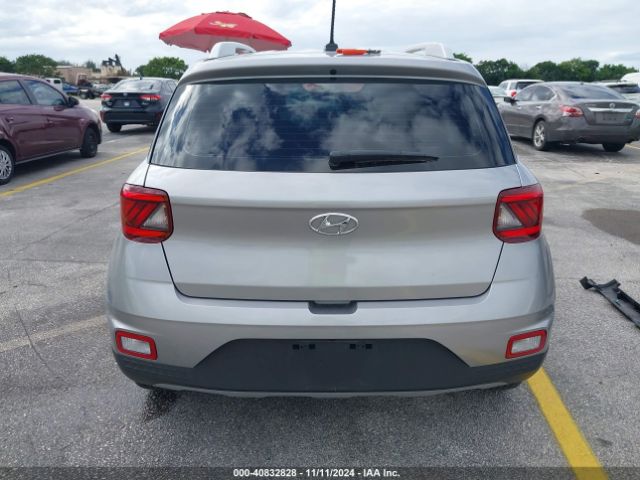 KMHRC8A38PU241924 Hyundai Venue Sel