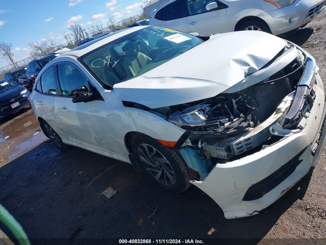 Honda CIVIC EX 2018 19XFC2F7XJE041360 Image 1