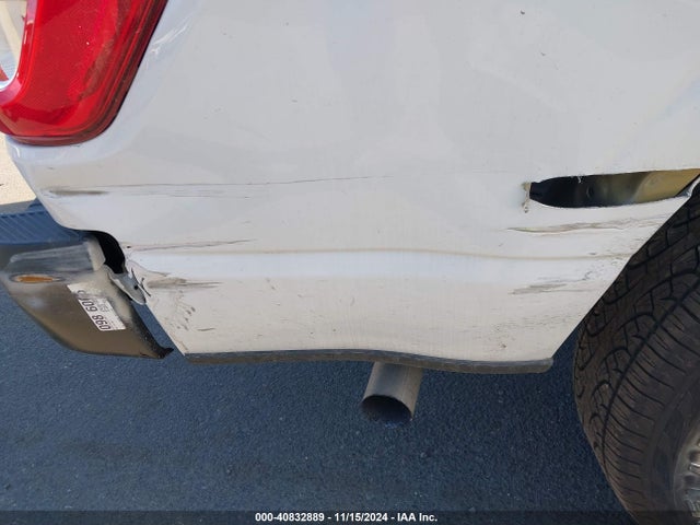 Ford F-150 Xl 2023 1FTNF1E83PKE19046 Image 18