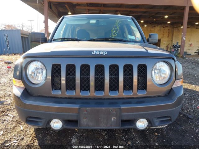 1C4NJRFBXFD155060 Jeep Patriot Latitude