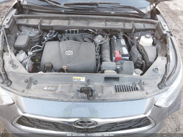 Toyota Highlander Platinum 2022 5TDFZRBH4NS252622 Image 10